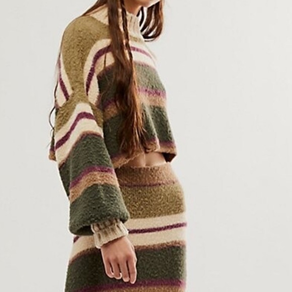 Free People Fuzzy Cropped Sofie Sweater Striped Army Green Purple Combo Size M - Picture 14 of 14